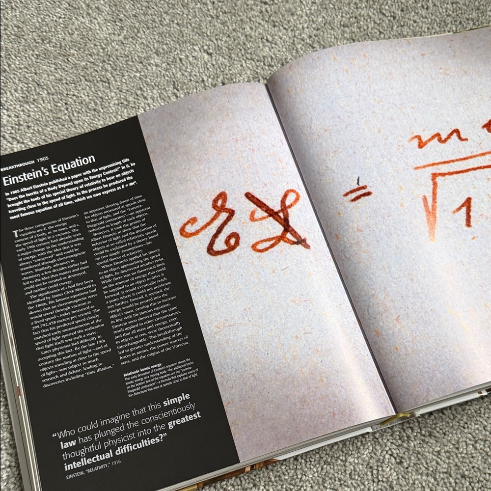DK Smithsonian Science Visual Guide - Picture 9 of 10